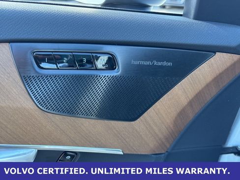 Used 2024 Volvo XC90 B6 Plus w/ Protection Package Premier image 17