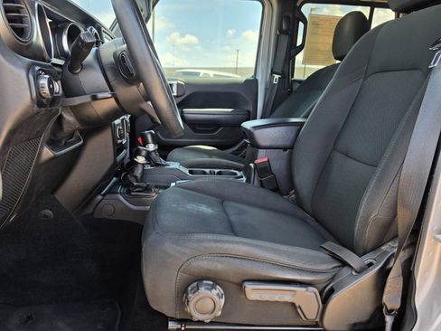 Used 2021 Jeep Wrangler Unlimited Sport AWD/4WD image 14