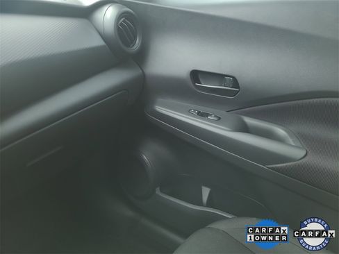 Certified 2025 Nissan Kicks Play S image 19