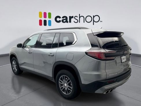 Used 2025 GMC Acadia Elevation image 3