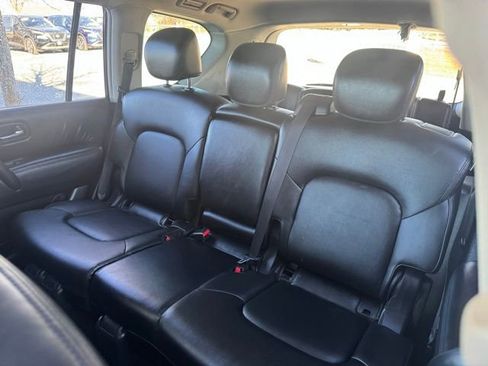 Used 2022 Nissan Armada SV image 20