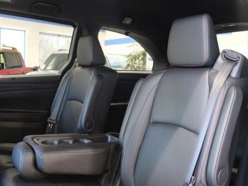 Certified 2023 Honda Odyssey Sport image 16