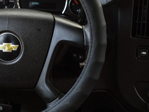 Used 2015 Chevrolet Express 2500 LT w/ LT Preferred Equipment Group image 22