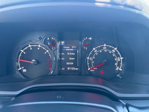 Used 2020 Toyota 4Runner SR5 Premium w/ Moonroof Package image 12