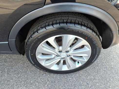 Used 2018 Buick Encore Preferred FWD image 11