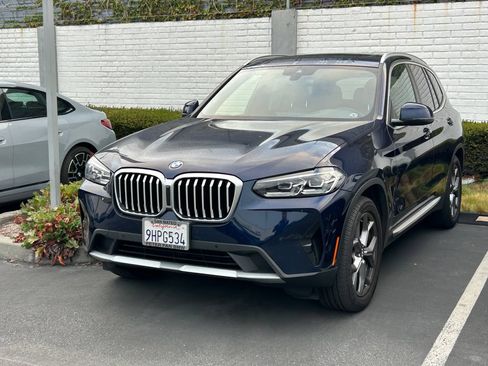 Used 2023 BMW X3 xDrive30i w/ Convenience Package AWD/4WD image 2
