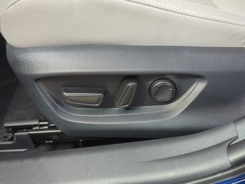 New 2026 Toyota Camry SE image 13