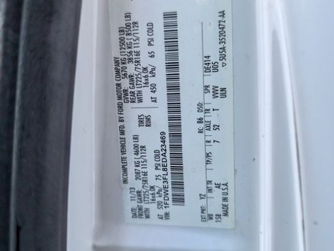 Used 2014 Ford E-350 and Econoline 350 Super Duty image 30