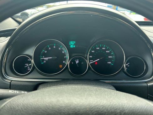 Used 2014 Buick Enclave Leather AWD/4WD image 23