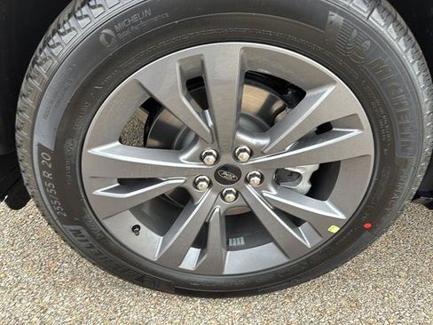 New 2026 Ford Explorer Active w/ Active Comfort Package image 8