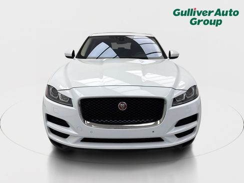 Used 2020 Jaguar F-PACE Prestige AWD/4WD image 14