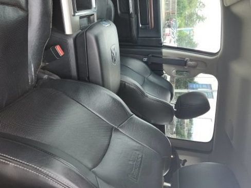 Used 2015 RAM 1500 Laramie w/ Convenience Group AWD/4WD image 10