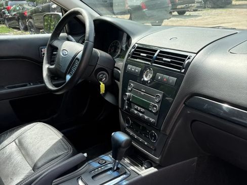 Used 2009 Ford Fusion SEL FWD image 16