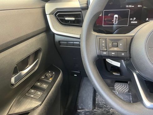 Certified 2025 Nissan Kicks SV FWD image 12
