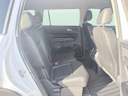 Used 2019 Volkswagen Atlas SE image 43