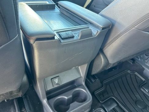 Used 2023 Toyota Sienna XSE w/ XSE Plus Package AWD/4WD image 15