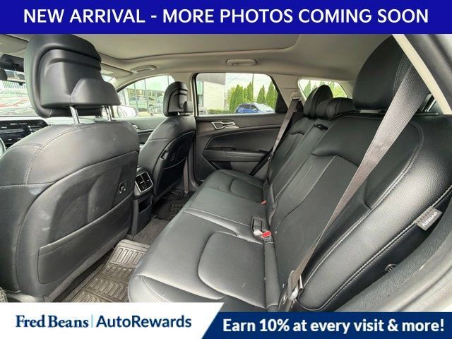 Used 2024 Kia Sportage EX w/ EX Premium Package AWD/4WD image 11