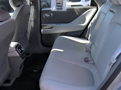 Used 2023 Hyundai Ioniq 6 SEL RWD image 38