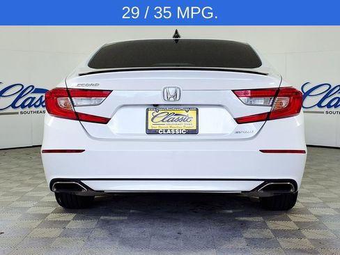 Used 2021 Honda Accord Sport image 4