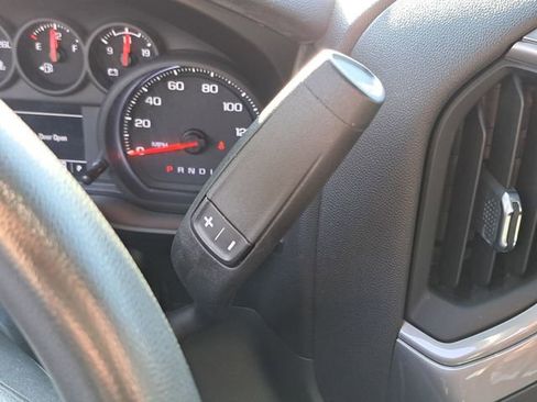 Used 2021 Chevrolet Silverado 1500 Custom image 24