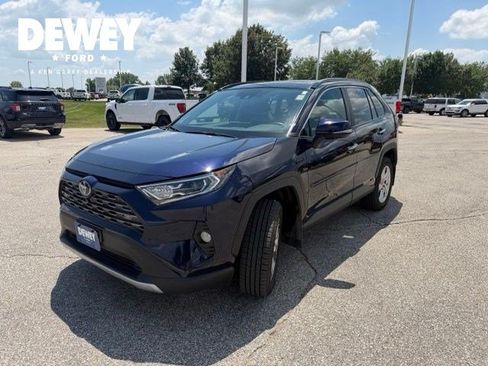 Used 2021 Toyota RAV4 Limited AWD/4WD image 3