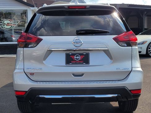 Used 2018 Nissan Rogue SL w/ Premium Package AWD/4WD image 7