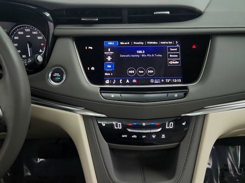 Certified 2024 Cadillac XT5 Premium Luxury w/ LPO, Floor Liner Package FWD image 21
