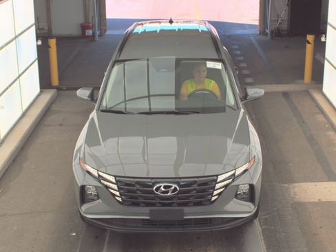Used 2024 Hyundai Tucson SEL image 2