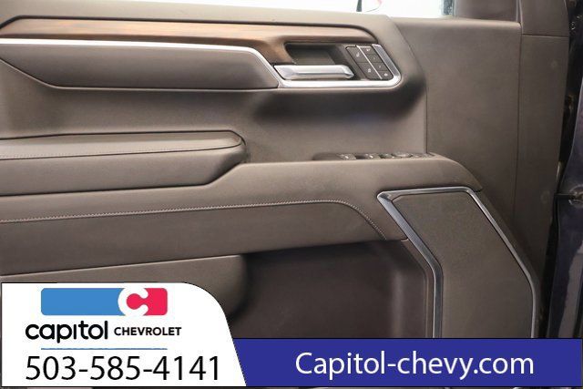 Used 2022 GMC Sierra 1500 SLT AWD/4WD image 10