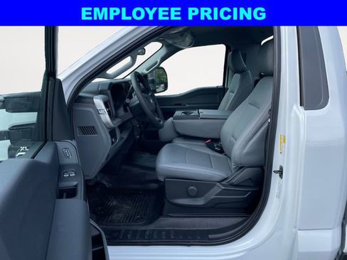 New 2026 Ford F350 XL w/ XL Off-Road Package AWD/4WD image 9