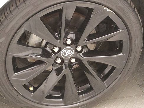 Used 2021 Toyota Corolla SE FWD image 31