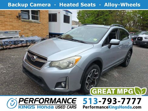 Used 2017 Subaru Crosstrek 2.0i Premium w/ Moonroof Package AWD/4WD image 1
