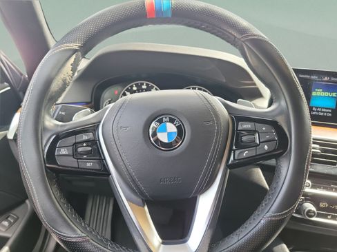 Used 2019 BMW 540i w/ Convenience Package RWD image 16