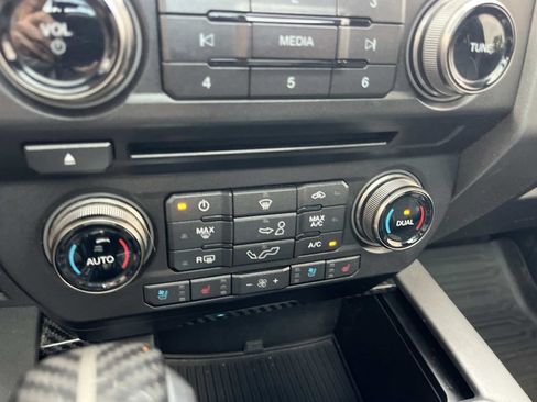Used 2018 Ford F150 Raptor w/ Equipment Group 802A Luxury AWD/4WD image 41