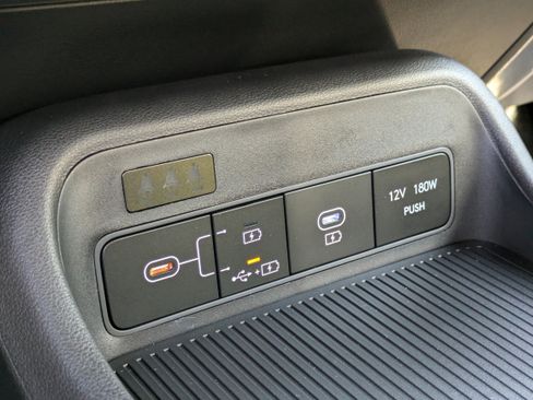 New 2026 Hyundai Kona SE image 28