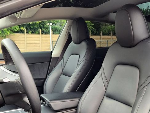 Used 2023 Tesla Model 3 Standard Range RWD image 13