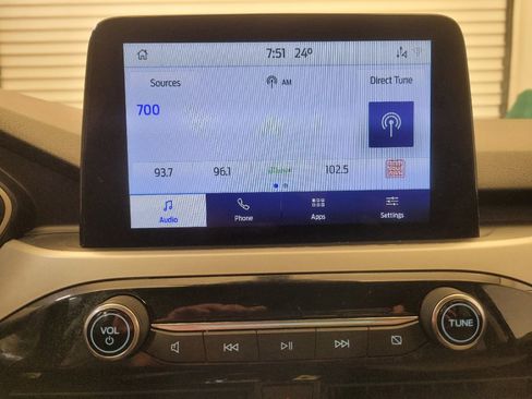 Used 2021 Ford Escape SE image 25