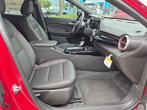 New 2026 Chevrolet Trax RS w/ Driver Confidence Package FWD image 24