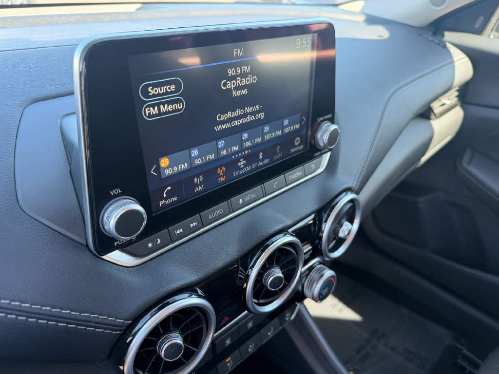 Used 2025 Nissan Sentra SV FWD image 17