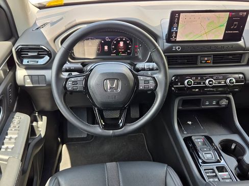 Used 2026 Honda Passport RTL image 12