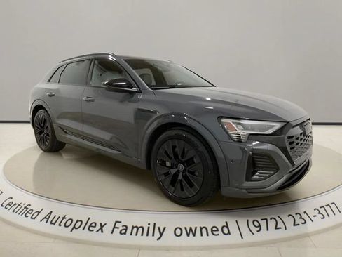 Used 2024 Audi Q8 e-tron Prestige w/ Prestige Package AWD/4WD image 7