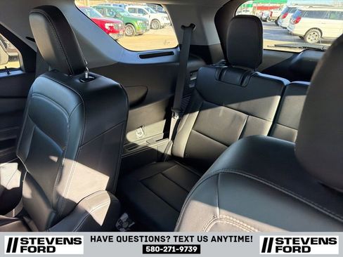 Used 2023 Ford Explorer XLT w/ Equipment Group 202A image 33
