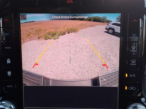 Used 2026 RAM 2500 Big Horn AWD/4WD image 6