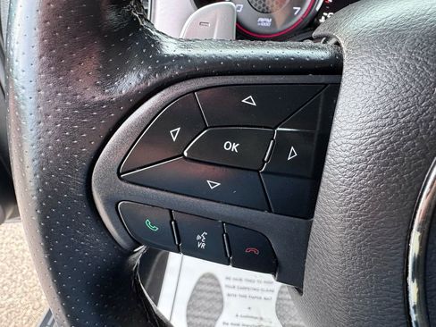 Used 2019 Dodge Charger R/T w/ Blacktop Package image 18