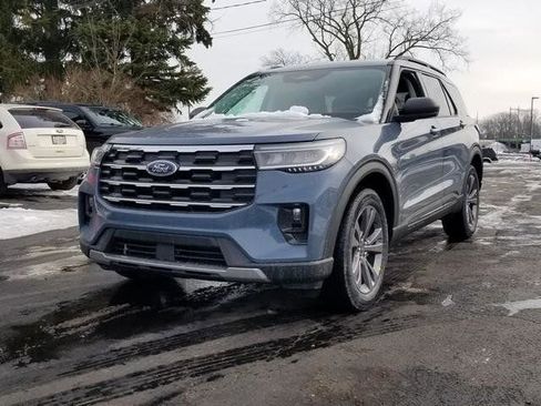 New 2026 Ford Explorer Active w/ Active Comfort Package image 9