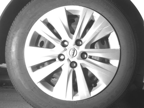 Used 2025 Nissan Sentra S image 15