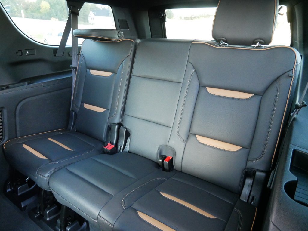 Used 2024 GMC Yukon XL AT4 w/ Max Trailering Package AWD/4WD image 12