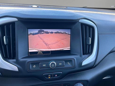 Certified 2024 GMC Terrain SLE FWD image 14