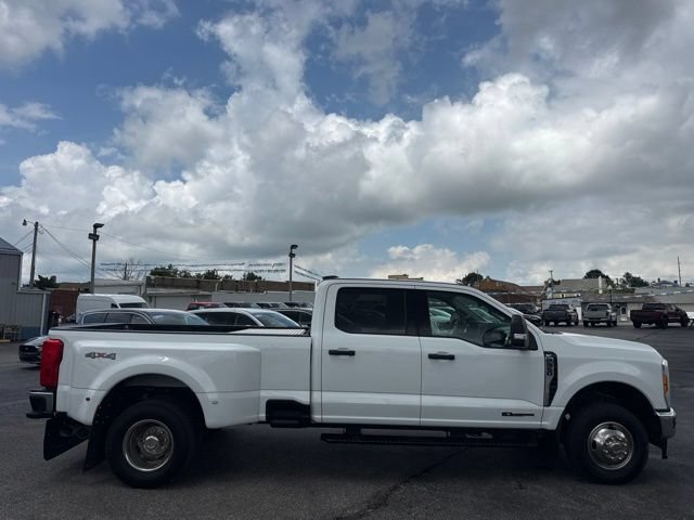 Used 2023 Ford F350 XLT AWD/4WD image 6