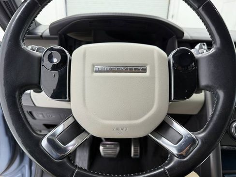 Used 2020 Land Rover Discovery HSE Luxury image 9